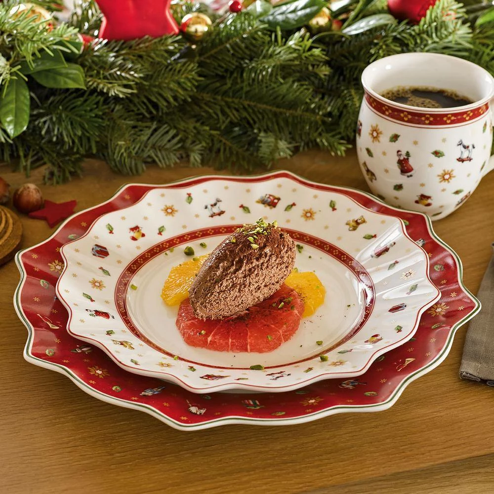 Buy โ๏ธ Toy's Delight 11.5 in. Red Dinner Plate by Villeroy & Boch โจ - Image 3